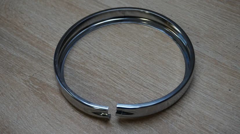 Harley Davidson AUXILIARY LAMP LIGHT Black Bezel / Trim